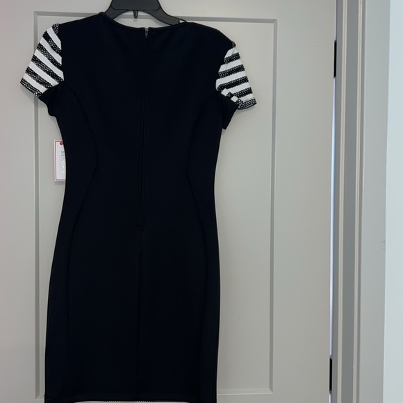 NWT Bisou Bisou Women’s Dress with Zipper Back - Picture 2 of 4